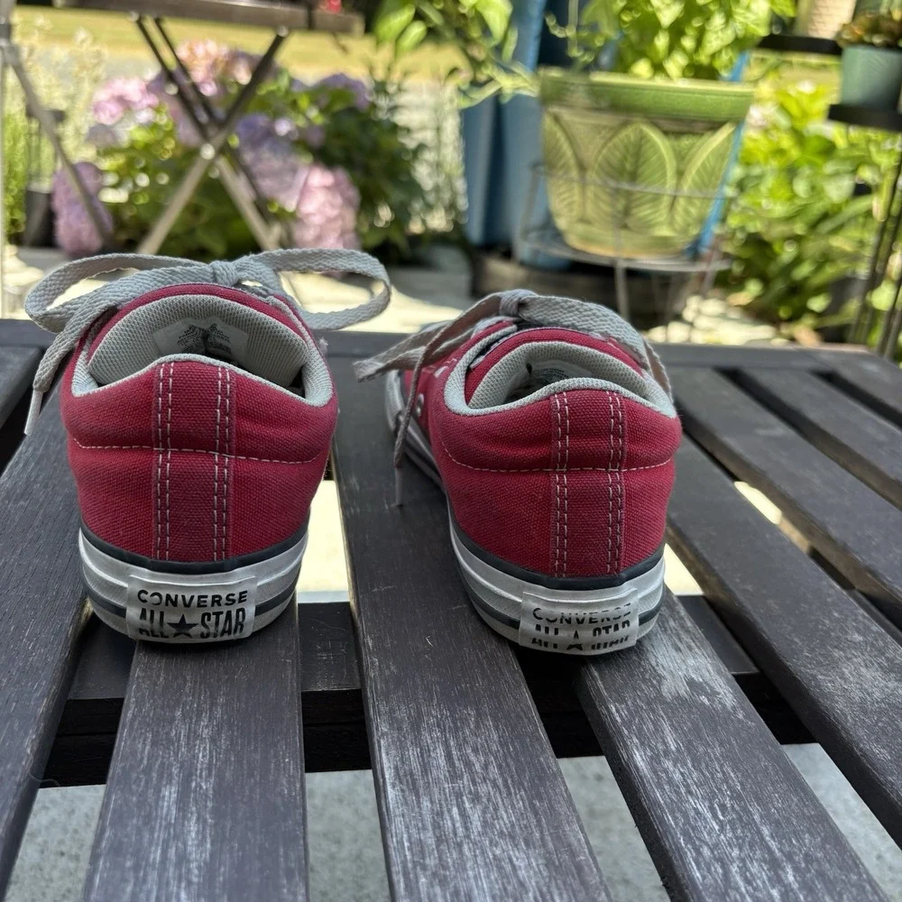 Converse Kids 1 (GS) Red Chuck Taylor All Star Sneakers Classic Low Top Canvas